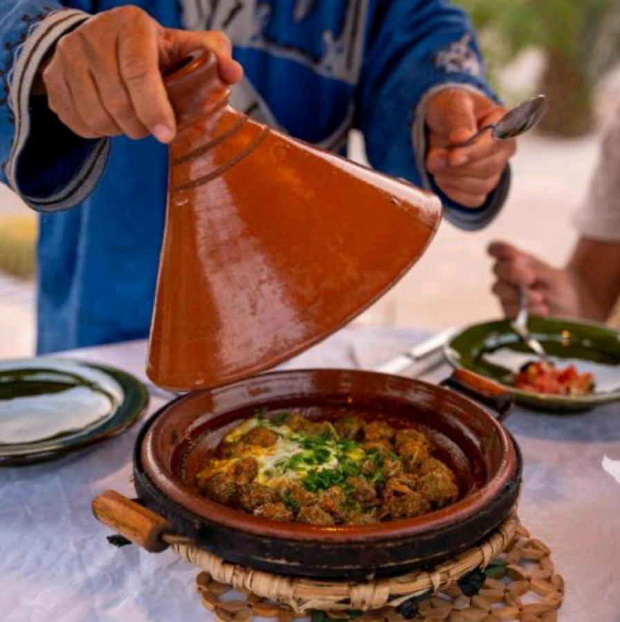 Sahara Traveling Camp Hotell Merzouga Eksteriør bilde
